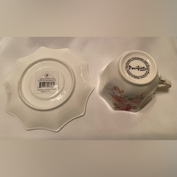 Pacifica Home Teacup & Decagon Shaped Saucer w/ Pink Cabbage Roses and Gold Trim - Picture 4 of 7